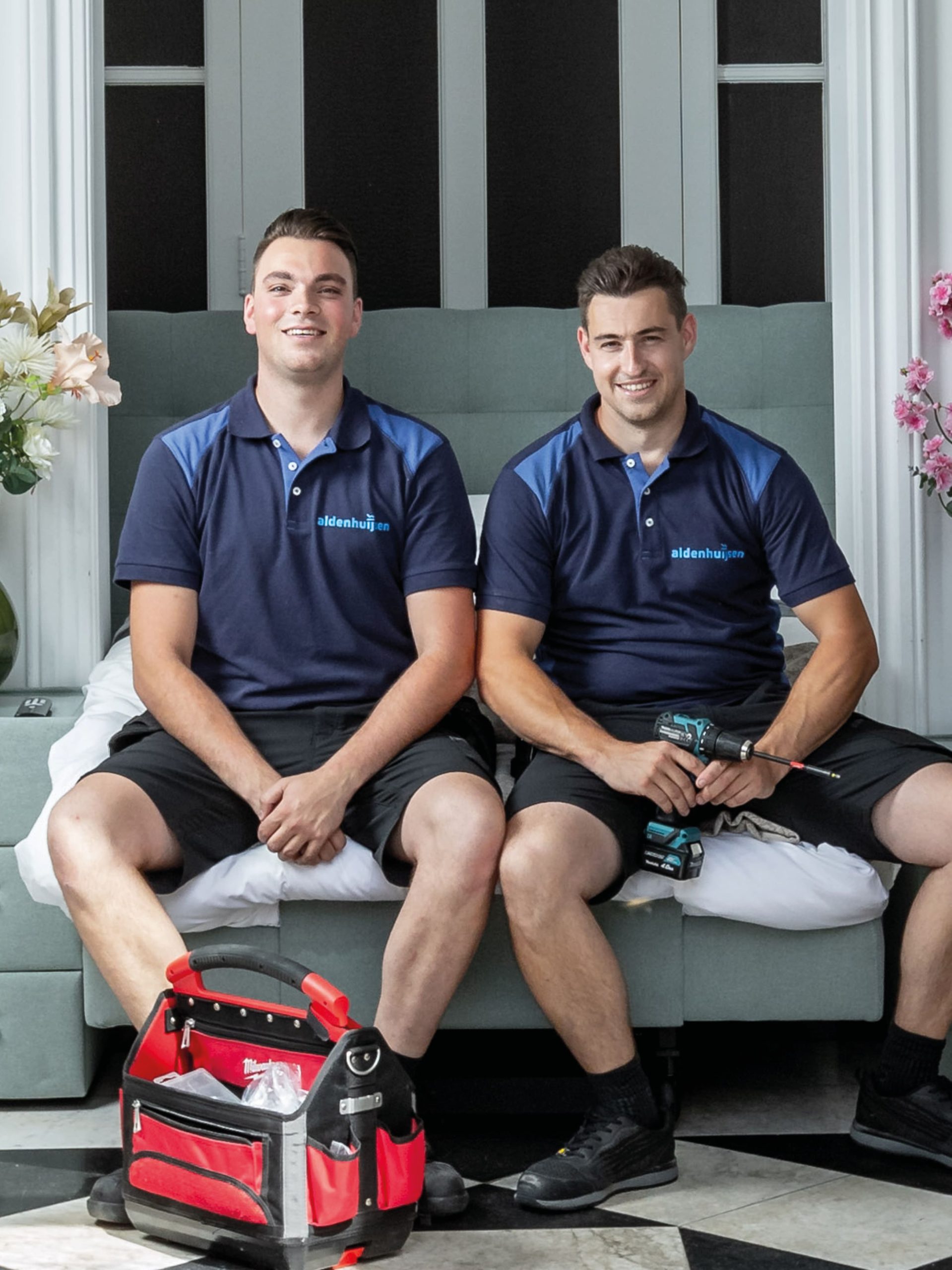 ons montage team voor hoog laag bedden